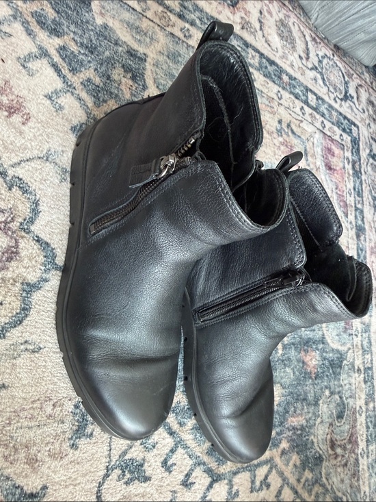 Ecco Shoes - Ecco Black Leather Chukka Zip Boots